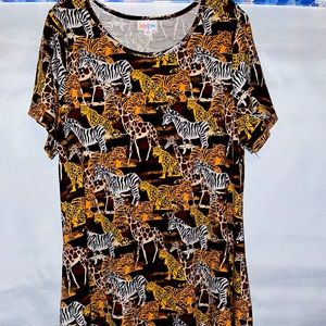 Medium LulaRoe Carly RARE